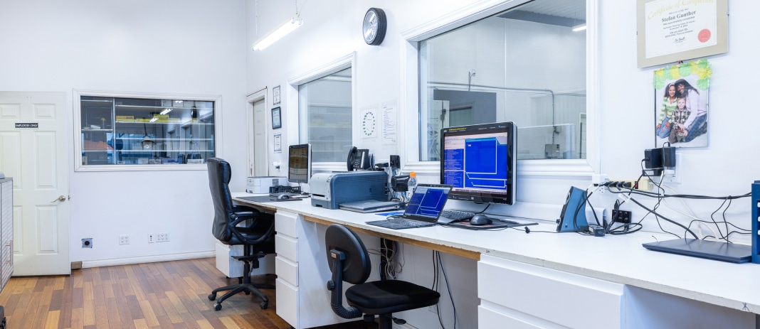 Dyno tuning and custom wiring workspace